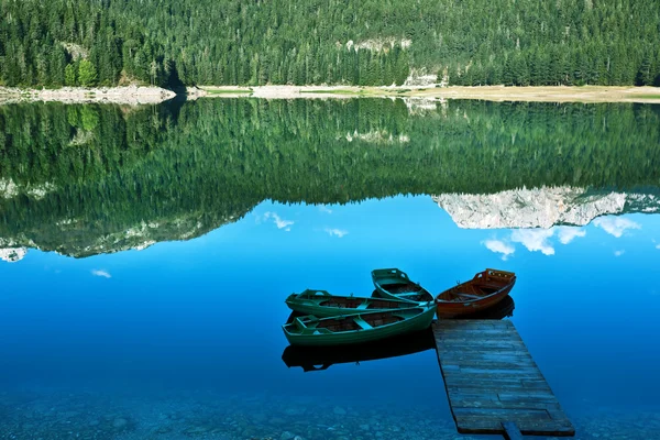 O lago — Fotografia de Stock