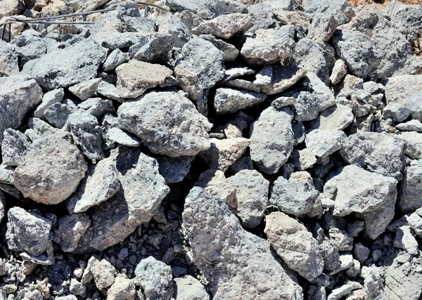 Décombres et débris d'une structure en béton résultant de la démolition d'un bâtiment — Photo