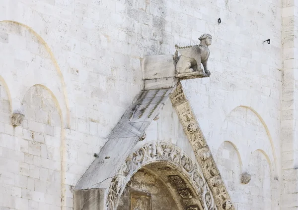 Protome kathedraal bari (Apulië) Italië — Stockfoto