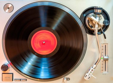 yukarıdan bir Vintage tablo açın