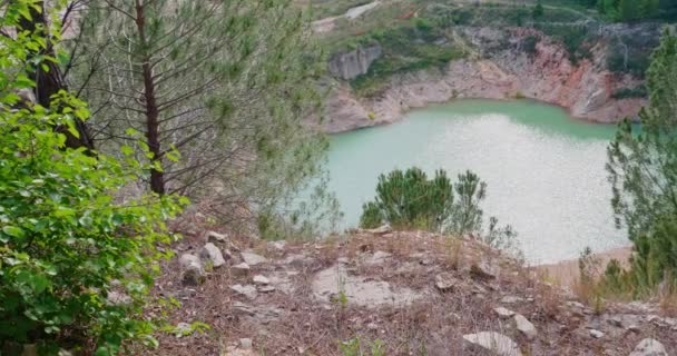Małe Sztuczne Jezioro Utworzone Dawnym Kamieniołomie Modugno Niedaleko Bari Natura — Wideo stockowe