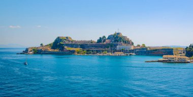 Corfu town Yunanistan sudan panoramik görünümü