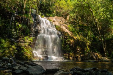 Cabreia 'daki güzel şelale Vouga Aveiro Portekiz