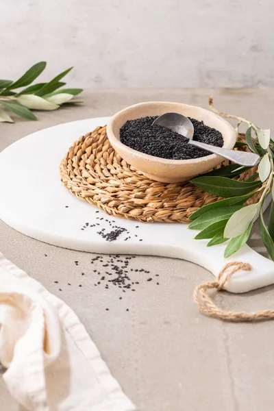 Black Sesame Seeds Gergelim Ceramic Bowl Spoon Kitchen Countertop Healthy — Stockfoto