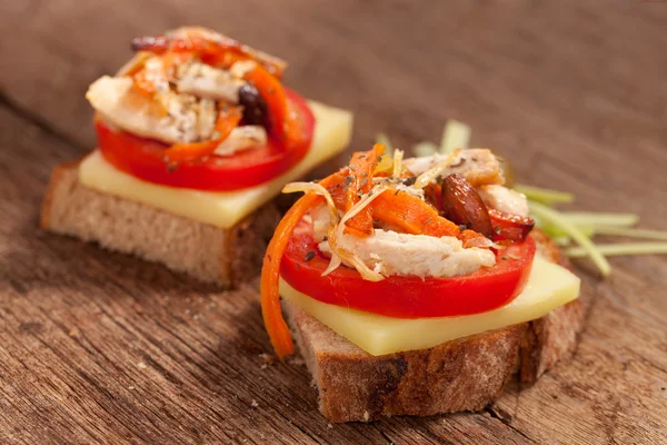 Sanduíche com tomate — Fotografia de Stock