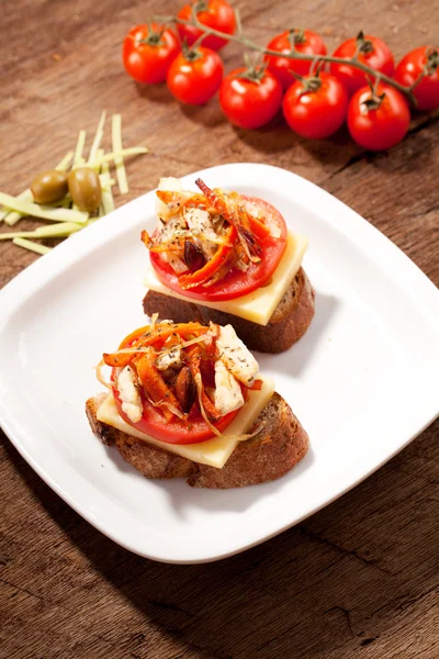 Sanduíche com tomate — Fotografia de Stock