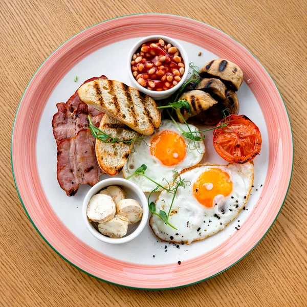 Ovo Café Manhã Com Tomate Bacon Feijão — Fotografia de Stock