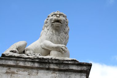 Park aslan heykeli
