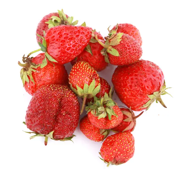 Fresas rojas orgánicas maduras y frescas — Foto de Stock