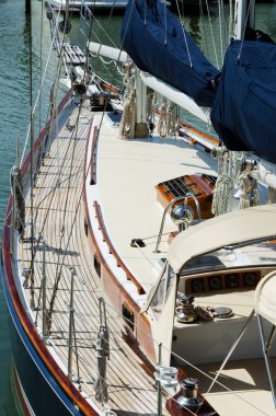dock closeup yelkenli tekne