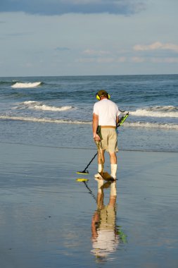 kıdemli vatandaş sahilde