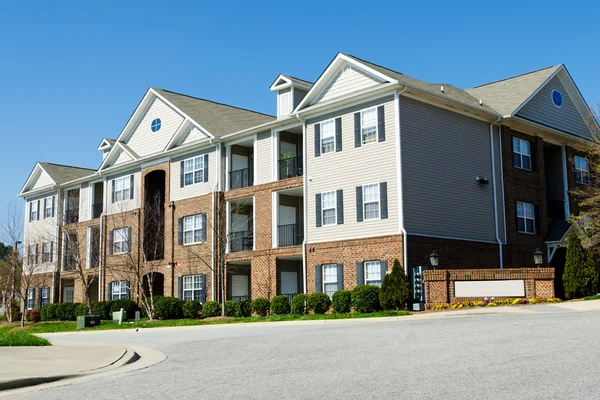 Edificio de apartamentos — Foto de Stock