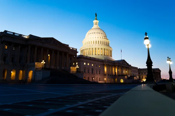 US Capitol building on dusk — Stock Photo, Image