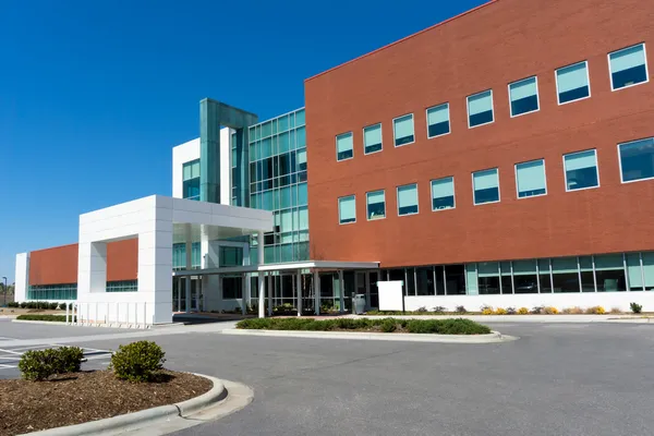 Modern Tıp Merkezi Binası - Stok İmaj
