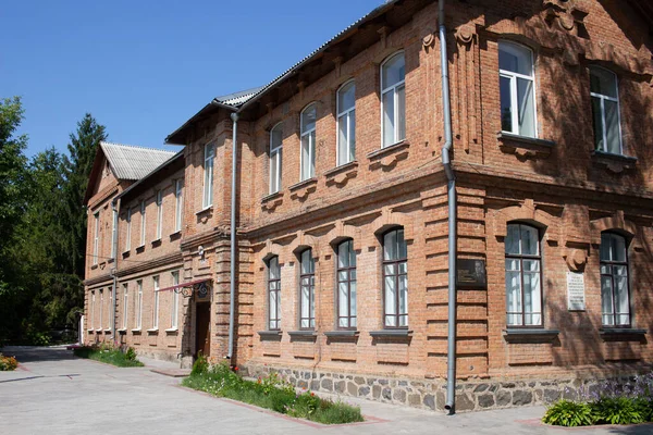 Pavlysh Ukraine Août 2021 Façade Ancien Bâtiment Une École Rurale — Photo