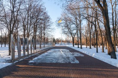 Kropyvnytskyi, Ukrayna - 2 Ocak 2022: Düşen ATO kahramanlarına Şöhret Yolu