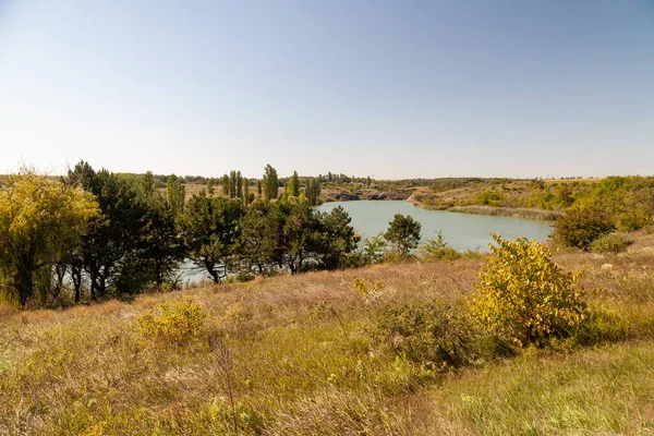 Kaskady Tractは 地元の重要性の地質学的自然記念碑であるBuki川 Malovyskivsky地区 Kirovohrad地域 の谷に位置しています 総面積は2 5ヘクタール 6エーカー — ストック写真