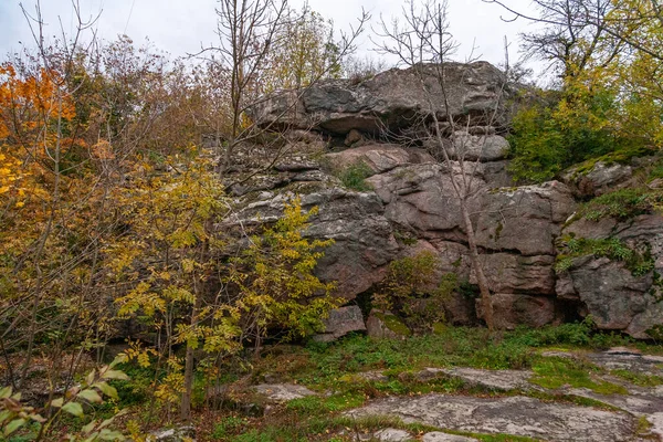 Prachtige Granieten Rotsen Girskyi Tikych Rivier Buky Cherkasy Regio Oekraïne — Stockfoto