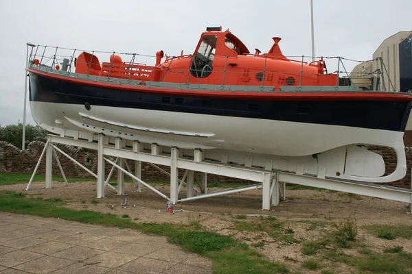 Old Lifeboat — Stock Photo, Image