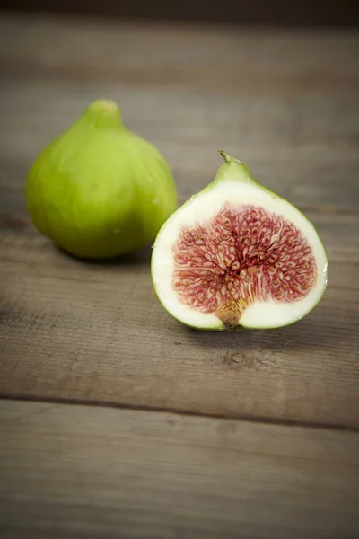 Fresh green figs — Stock Photo, Image