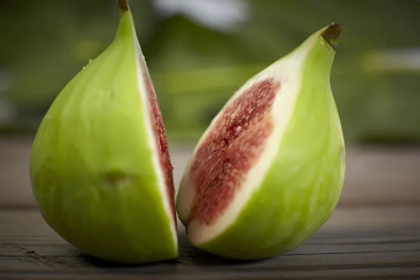 Fresh green figs — Stock Photo, Image