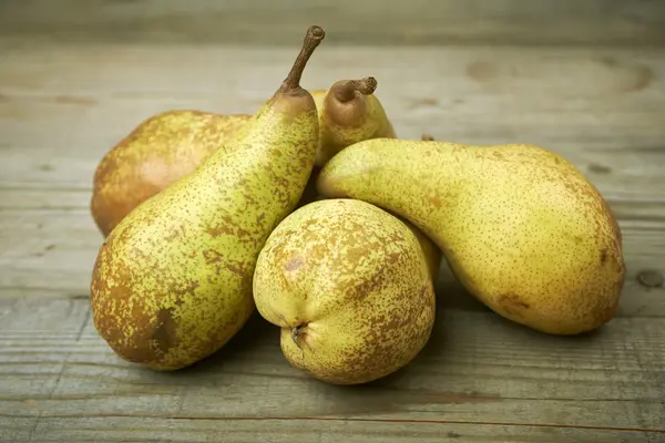 Yellow pears on a table — Stock Photo, Image