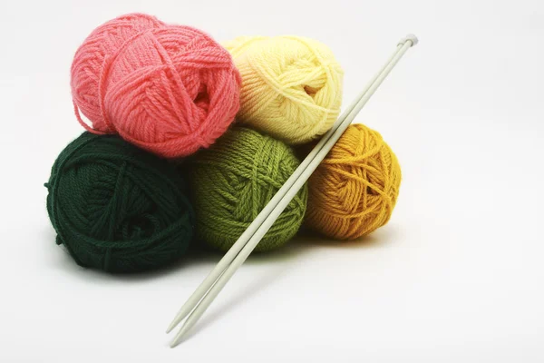 Knitting needles and wool — Stock Photo, Image