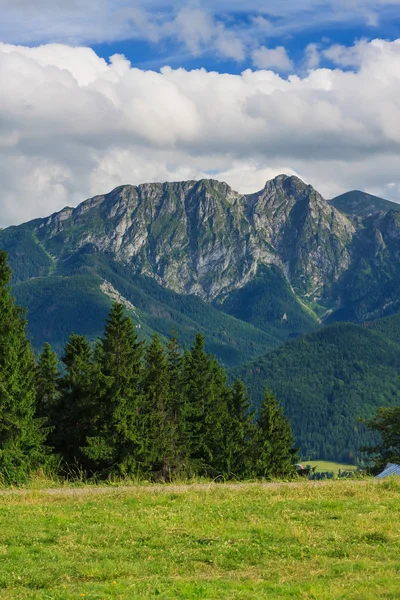 Giewont van gubalowka. Rechtenvrije Stockafbeeldingen