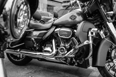 Güzel Harley Davidson motosikleti Ukrayna 'da Çılgın Hohols MFC' nin kapanış sezonunda 2021 Eylül 'ünde