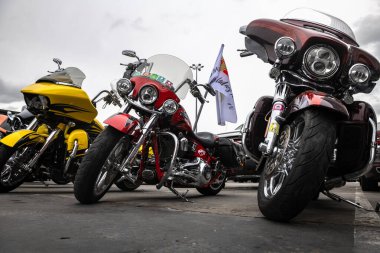 Güzel Harley Davidson motosikleti Ukrayna 'da Çılgın Hohols MFC' nin kapanış sezonunda 2021 Eylül 'ünde