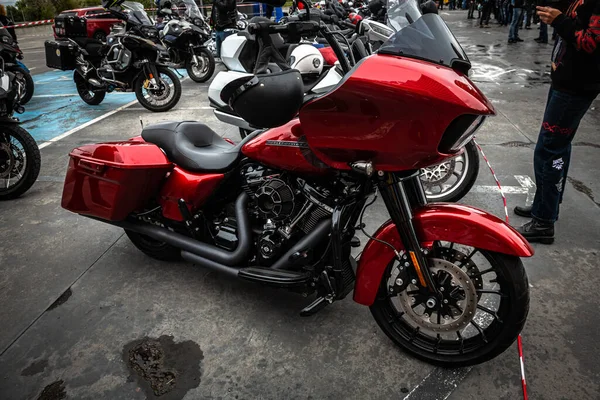 Güzel Harley Davidson motosikleti Ukrayna 'da Çılgın Hohols MFC' nin kapanış sezonunda 2021 Eylül 'ünde