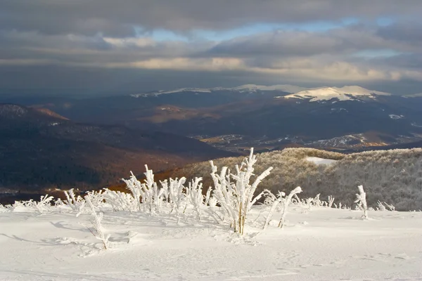 Winter mountains landscape, Bieszczady National Park, Poland — Stock Photo, Image