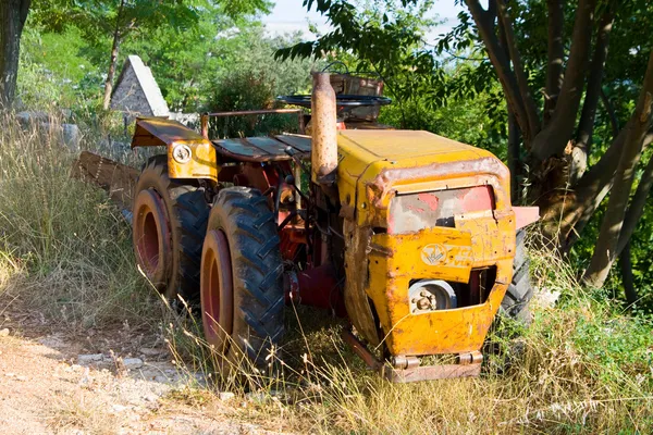 Vintage old tractor, Croatia — Stock Photo, Image