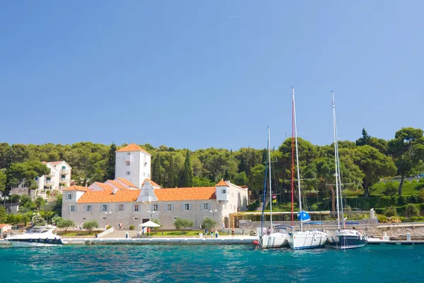 Maslinica, eiland solta, Kroatië — Stockfoto