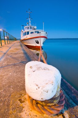 küçük zevk teknesi