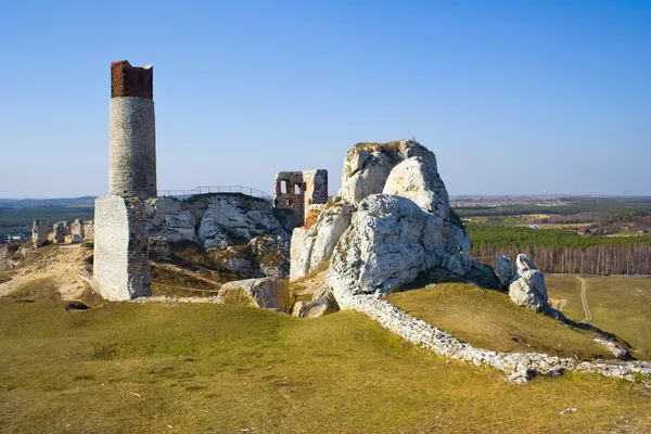 Olštýn hrad - Polsko. středověká tvrz v oblasti jura — Stock fotografie