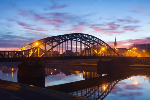 Pilsudzki-Brücke am frühen Morgen, Krakau, Polen — Stockfoto