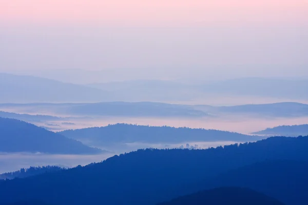 Foggy landscape in Bieszczady Mountains, Poland, Europe — Stock Photo, Image