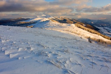 Kışın bieszczady, Polonya