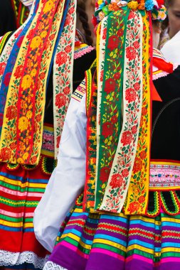 etnik kostümleri