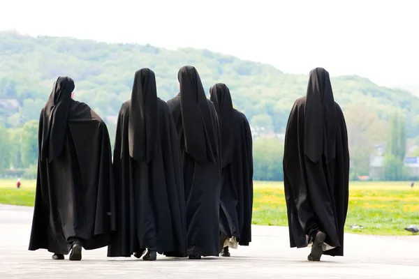 Five nuns — Stock Photo, Image