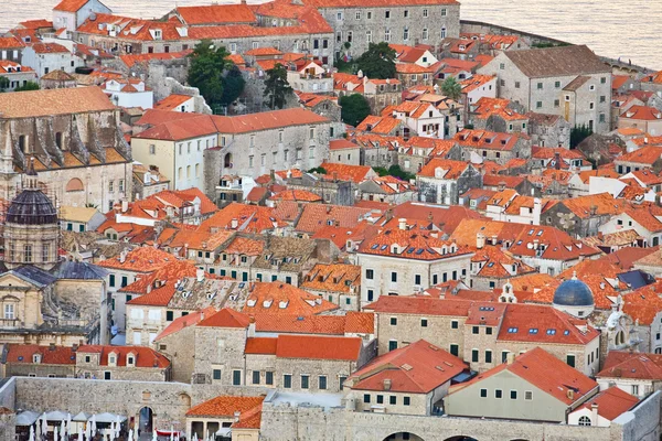 Il centro storico di duascar nik, croazia — Foto Stock