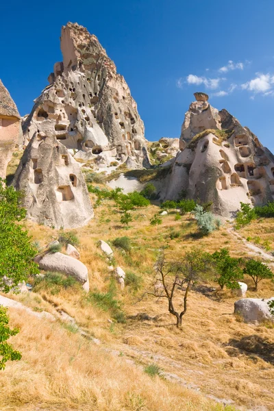 在 capapdocia，土耳其 ortahisar 山洞城 — 图库照片