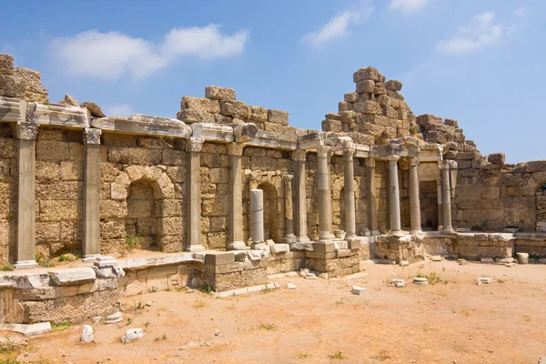 Ruínas antigas em Side, Turquia — Fotografia de Stock