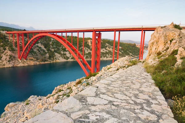 Kırmızı maslenica Köprüsü, Hırvatistan — Stok fotoğraf