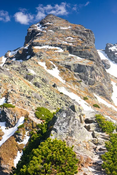 Hoge tatra bergen, karb en koscielec — Stockfoto