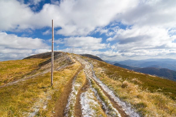 Autunno, Bieszczady montagne — Foto Stock