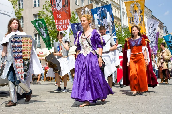 克拉科夫，波兰-2013 年 5 月 10 日： juwenalia，是一个年度学生假期在波兰，通常庆祝三天晚了可能。2013 年 5 月 10 日在克拉科夫，波兰 — 图库照片