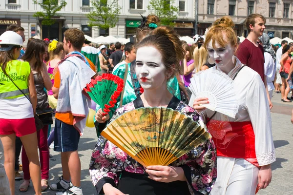 Krakow, Polen - 10 maj 2013: juwenalia, är en årlig studenternas semester i Polen, vanligtvis firas i tre dagar sent kanske. 10 maj 2013 i krakow, Polen — Stockfoto