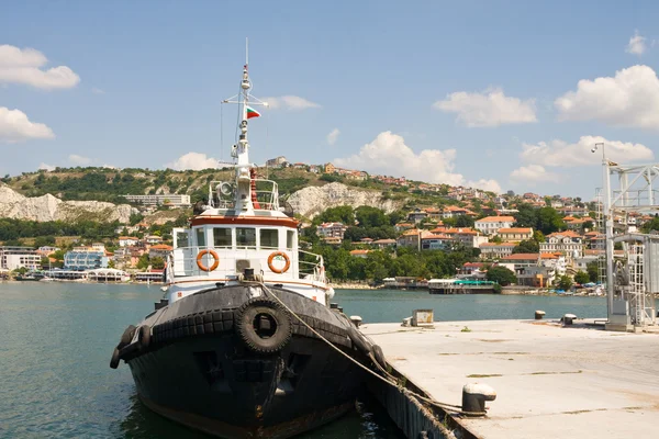 Schlepper im Hafen — Stockfoto